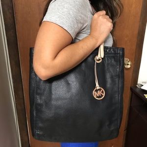 Michael Kors tote